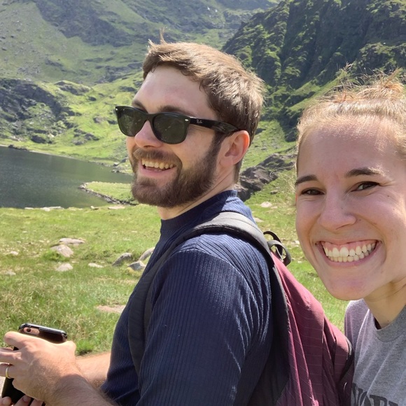 Meet Your Posher, Becky - Picture 4 of 4